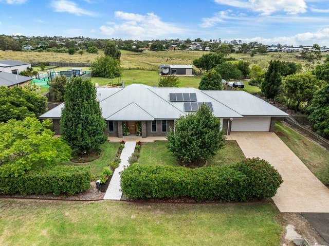 5 Somerset Crescent, QLD 4352