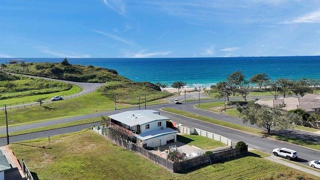 2 South Pacific Avenue, QLD 4740