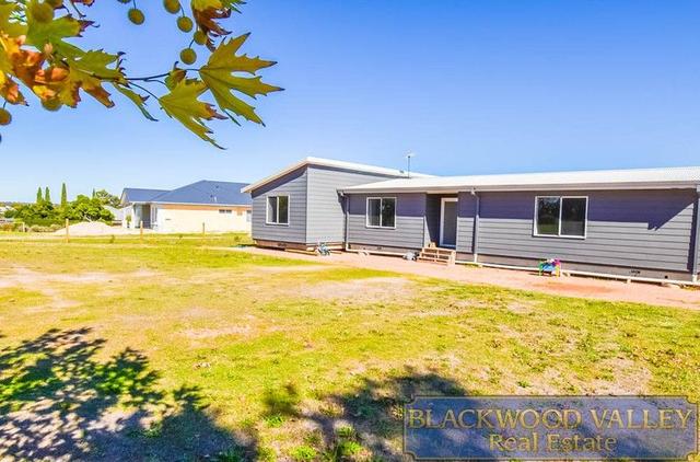 28 Balmoral Drive, WA 6255