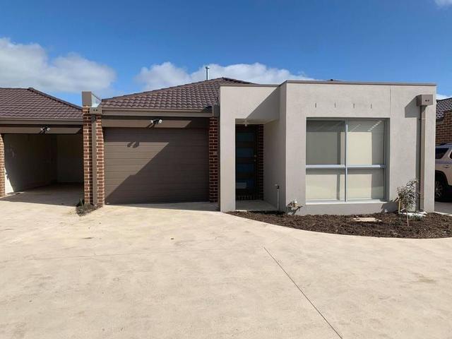 2/38 Corkwood Crescent, VIC 3756