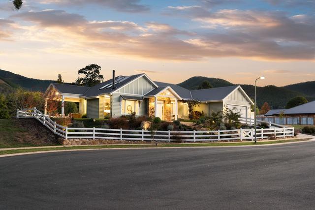 12 Cavalli Place, VIC 3741