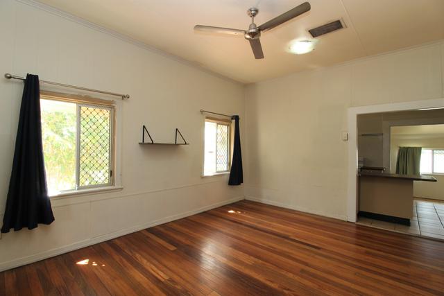 20 Hilton Rd, QLD 4825