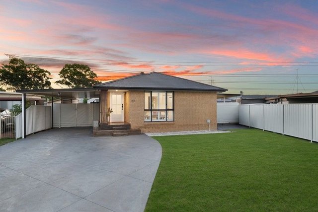 65 Willoring Crescent, NSW 2750