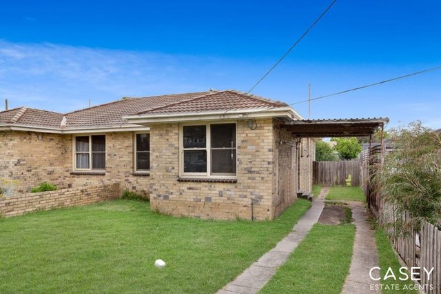 2/2 Dunearn Road, VIC 3175
