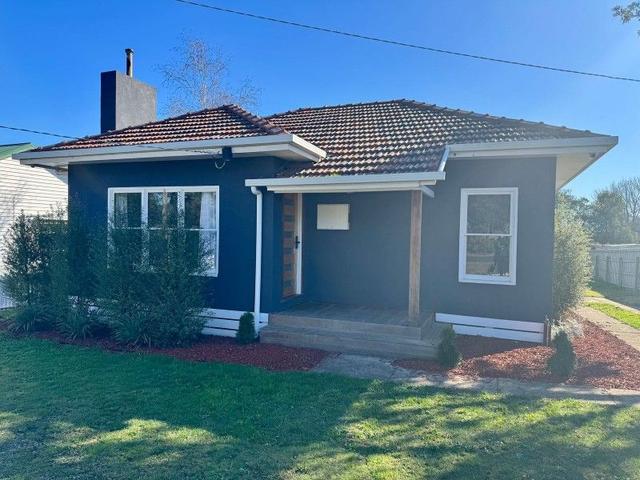 30 Service Road, VIC 3825