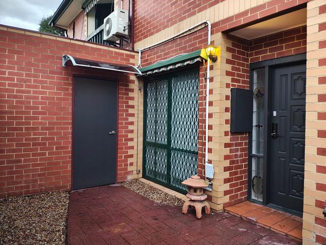 4/1021 Dandenong Road, VIC 3145