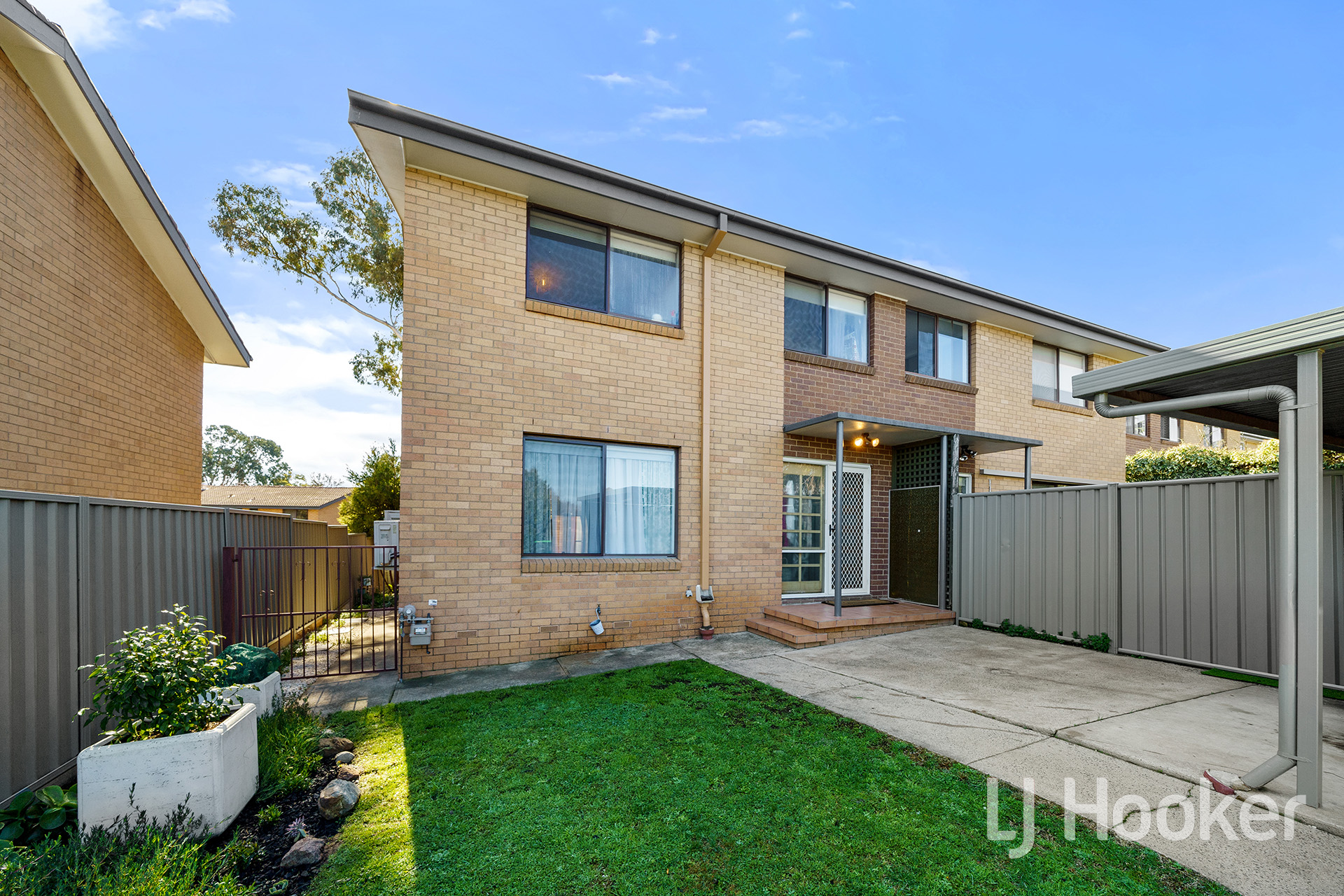 12 Conder Street, Weston ACT 2611 Townhouse for Sale Allhomes