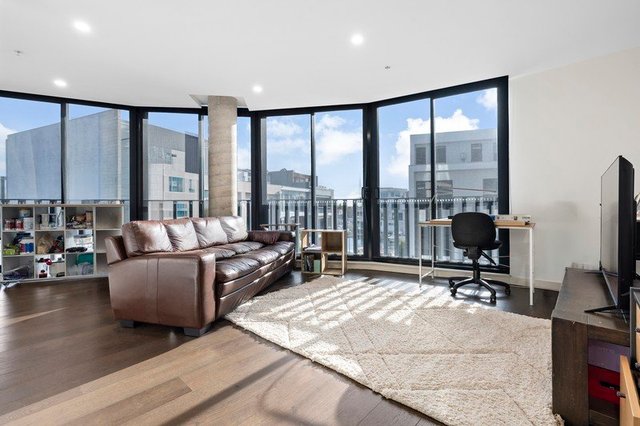 213/109 McLeod Road, VIC 3197