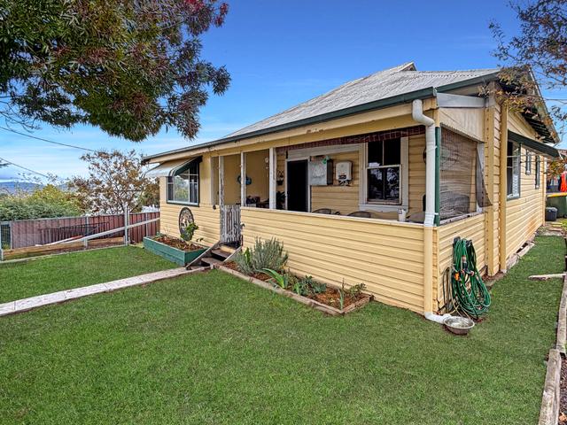 16 McLachlan Street, NSW 2341