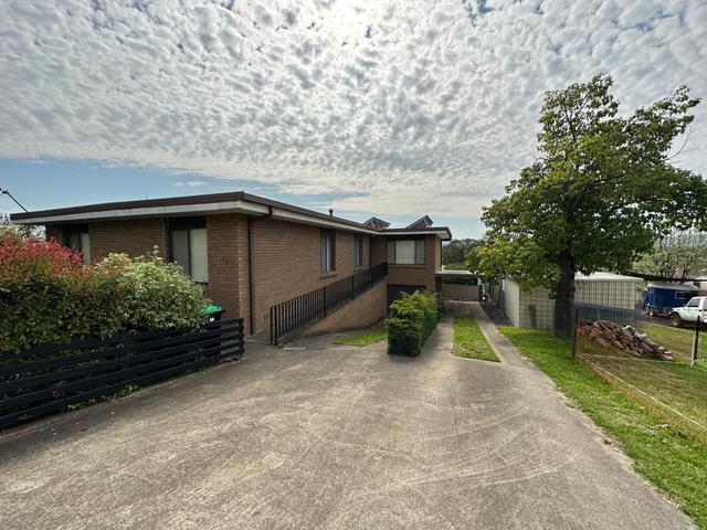 60 Lambie Street, NSW 2720