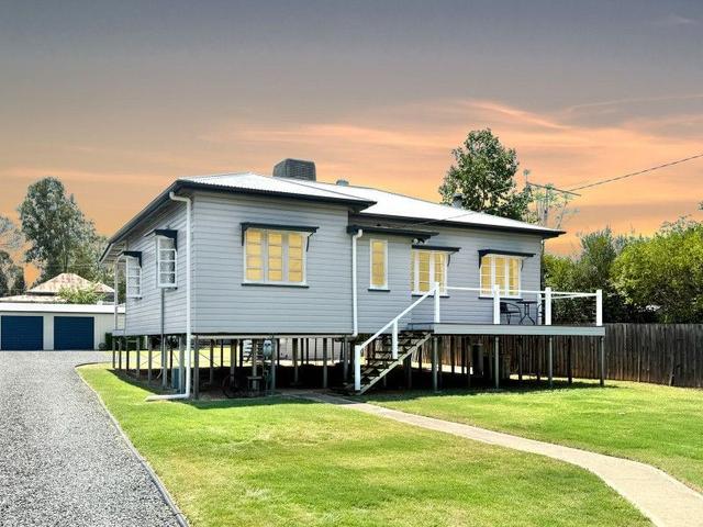 39 North Street, QLD 4413