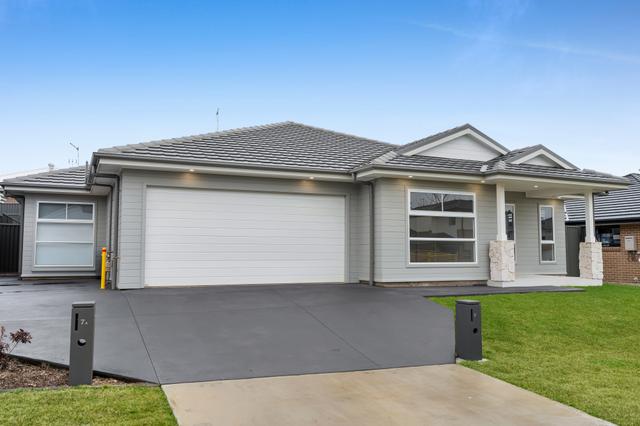 7 & 7a White Oak Street, NSW 2573