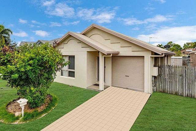 3 Cocos  Place, QLD 4817