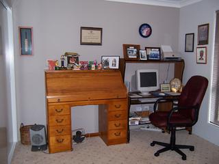 Bed 4 (2006-05-30)