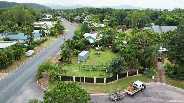 2 Calophyllum Close, QLD 4873