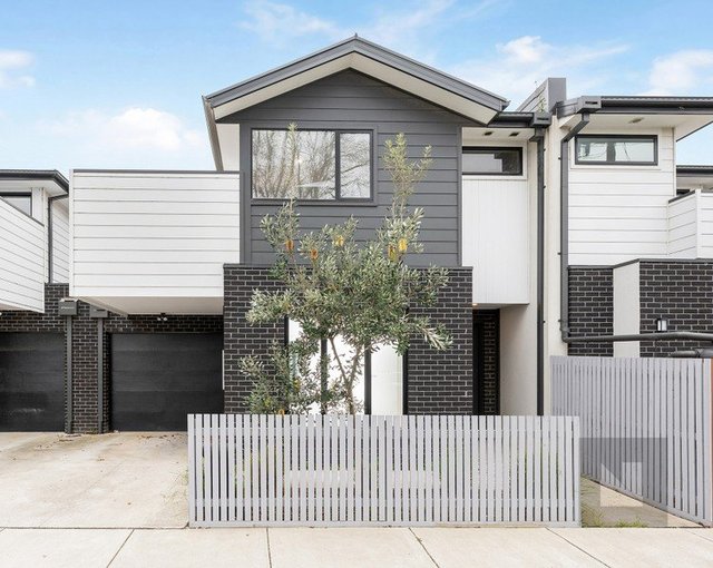 19 Bizana Street, VIC 3012