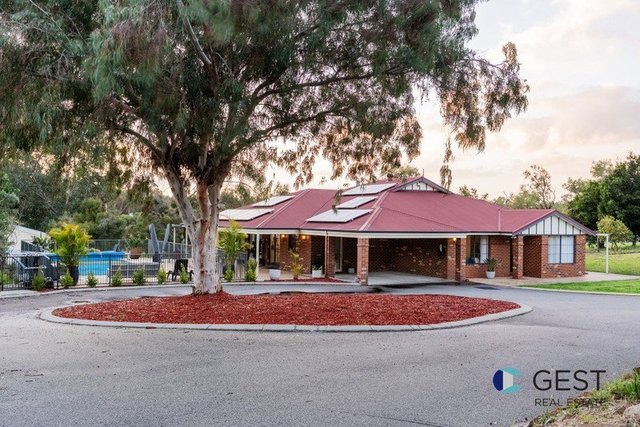 75 The Fairways, WA 6077