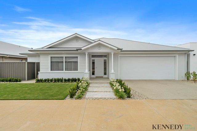 32 Peter Thomson Circuit, VIC 3730