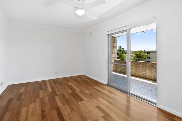 3/20 Dowling Street, NSW 2096