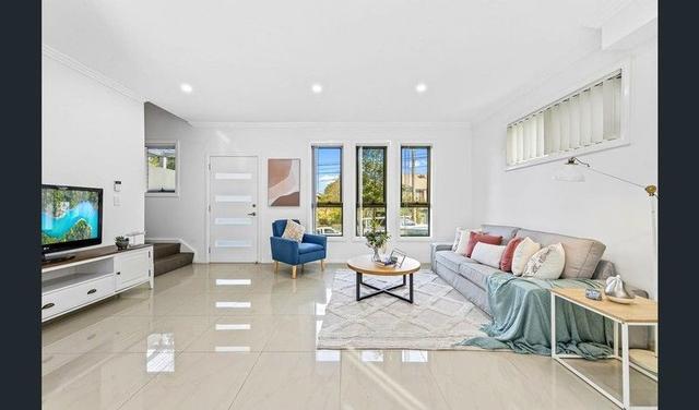 2/27 Charles  Street, NSW 2118