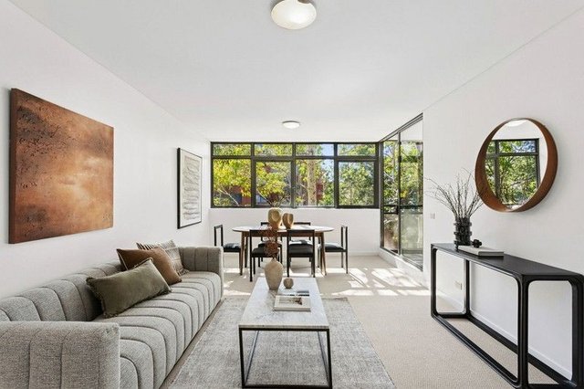 60/2-4 Coulson Street, NSW 2043