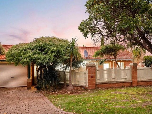 1/17 Clearview Avenue, WA 6060