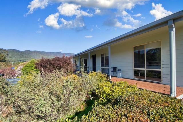 1/72 Coronation Avenue, VIC 3741