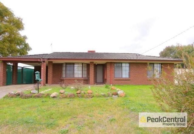 54 Tijuana Road, WA 6112