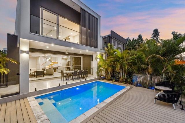 5002 Point Drive, QLD 4212