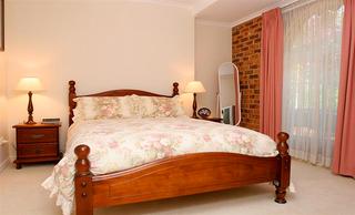 Bedroom (2010-06-23)