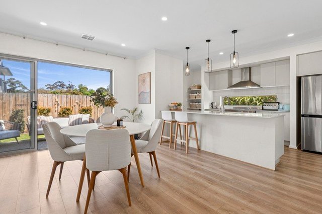 13 Monier Way, VIC 3218