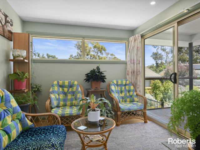 2/14 Weemala Court, TAS 7007