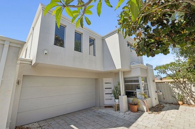 61D Hillsborough Drive, WA 6061