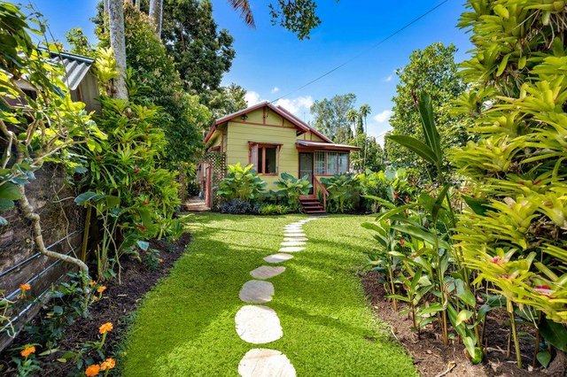180 Martyn Street, QLD 4870