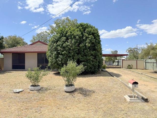 19 Boland Drive, NSW 2400