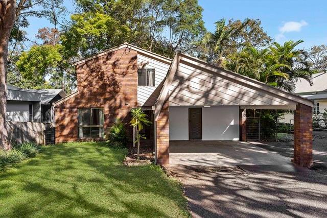 15 Ninth Ave, QLD 4067