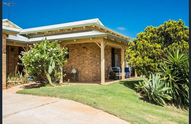 13 Mallee Court, WA 6530