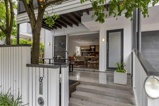 87 Franklin Street, QLD 4103