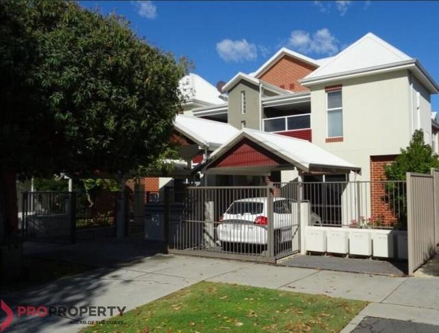 1/331 Stirling Street, WA 6003