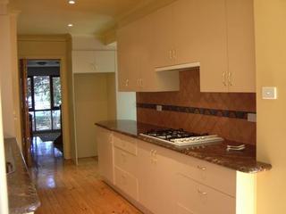 Kitchen (2005-03-04)