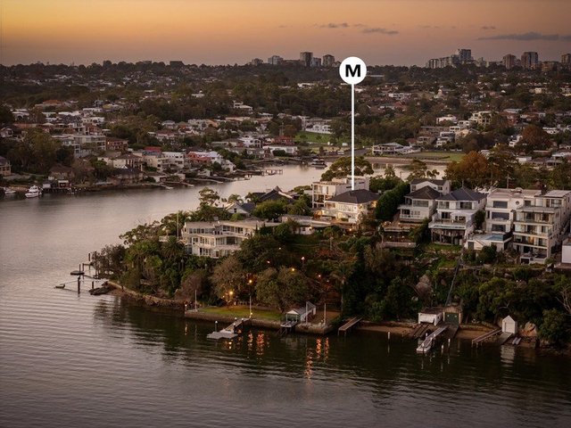 32 Pleasant Way, NSW 2221