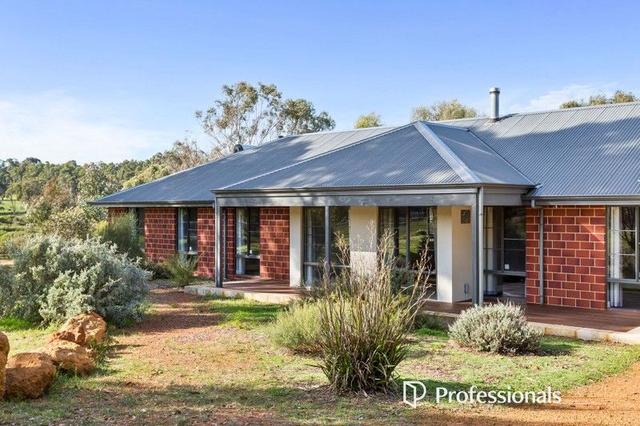 940 Avonholme Circle, WA 6556