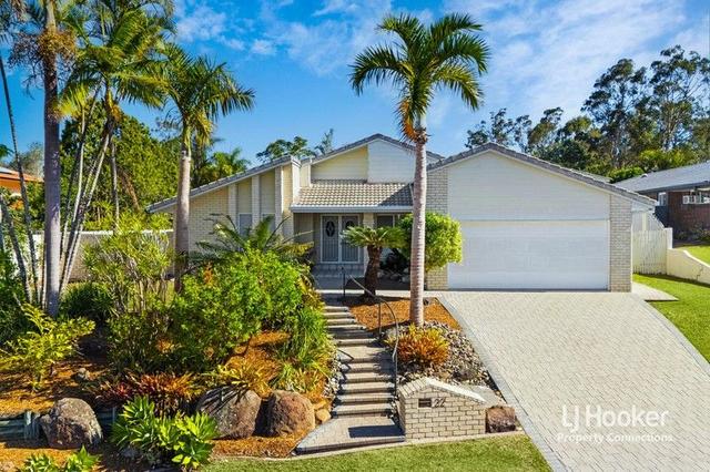 22 Gleneagles Crescent, QLD 4035