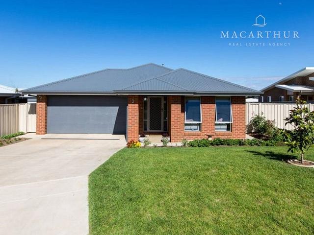 3 Mulberrygong Court, NSW 2650