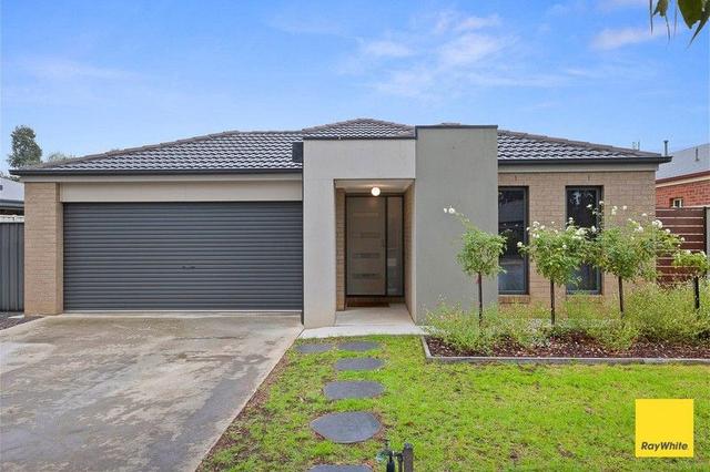 19 Elandra Drive, VIC 3551