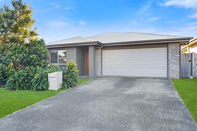 8 Bourke Crescent, QLD 4014