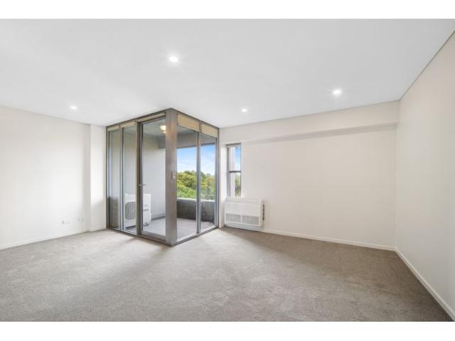12/10-14 Terry Road, NSW 2203