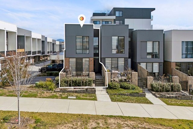 11/5 Summerfield Close, ACT 2611
