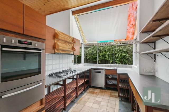 9 Ackland Way, WA 6011