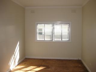 Bedroom 2 (2013-07-30)